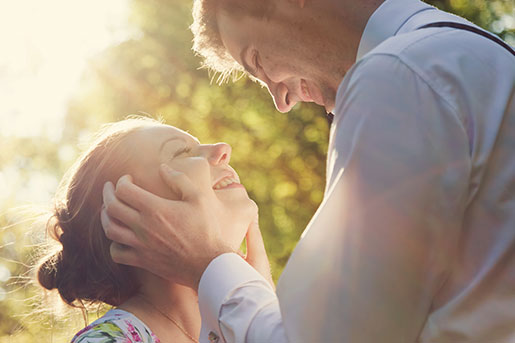 Die Magie der Liebenden äußert sich in der Suche nach dem perfekten Partner über spirituelle Rituale!